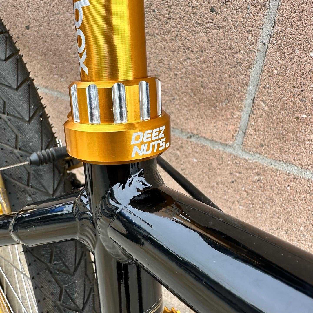 BILLET BMX™ DEEZ NUTS™ SEAT POST CLAMP 31.8mm SEAT POST CLAMP BIL-SCLAMP-DZNUTS-318/30-RED