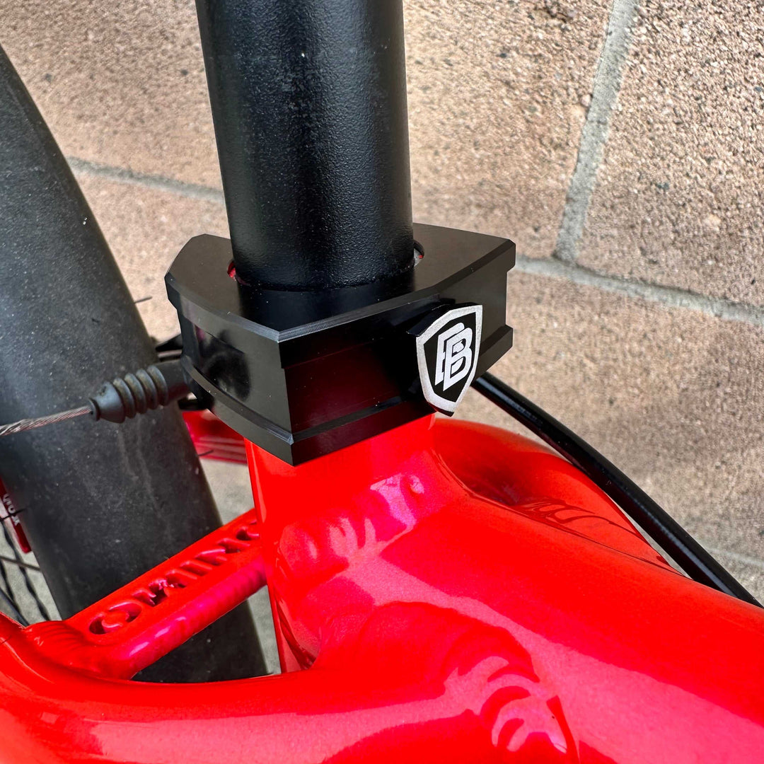 BILLET BMX™ SHIELD SEAT POST CLAMP 31.8mm SEAT POST CLAMP BIL-SCLAMP-SHIELD-318/30-RED