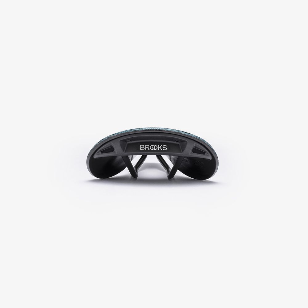 BROOKS C17 CARVED SADDLE RAILED BICYCLE SEAT