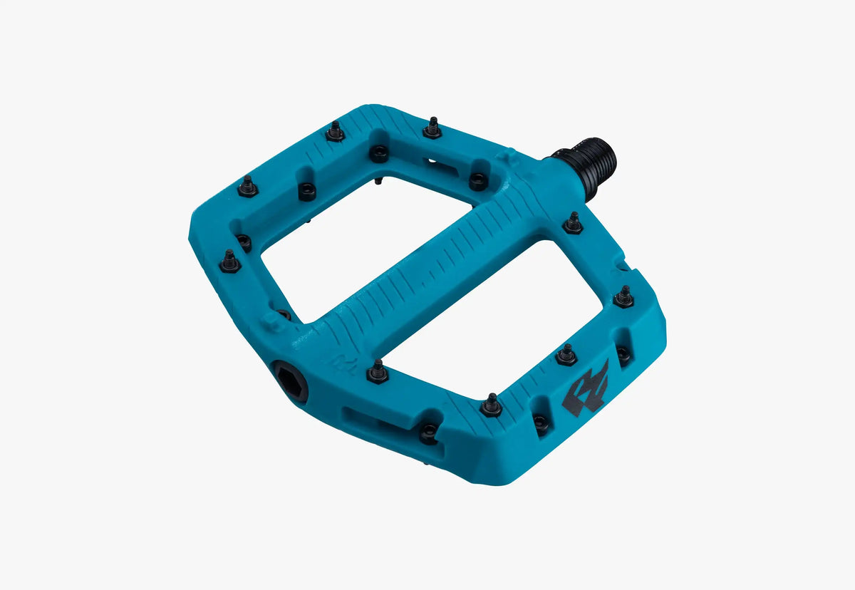 RACEFACE CHESTER PEDALS PEDALS PD24COMPLBLU