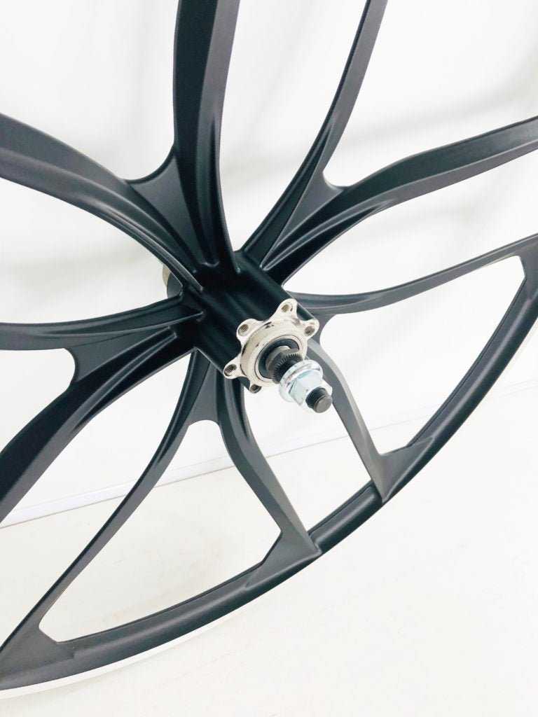 1 Set of R4 BMX 24″ 26″ 29″ Mag Wheels Aluminum Hub Covers Set W/ Screws, Black sku-37549395673259