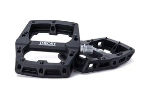 THEORY MEDIAN PEDALS w/ REMOVABLE METAL PINS PEDALS PEDTH5000BLA