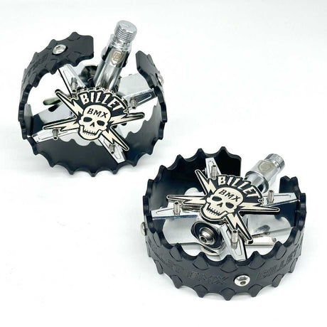 BILLET BMX SKULL CHROME PRO SERIES ROUND PEDAL SET 9/16 PEDALS BIL-PED-RND-SKULL-CHR-RED